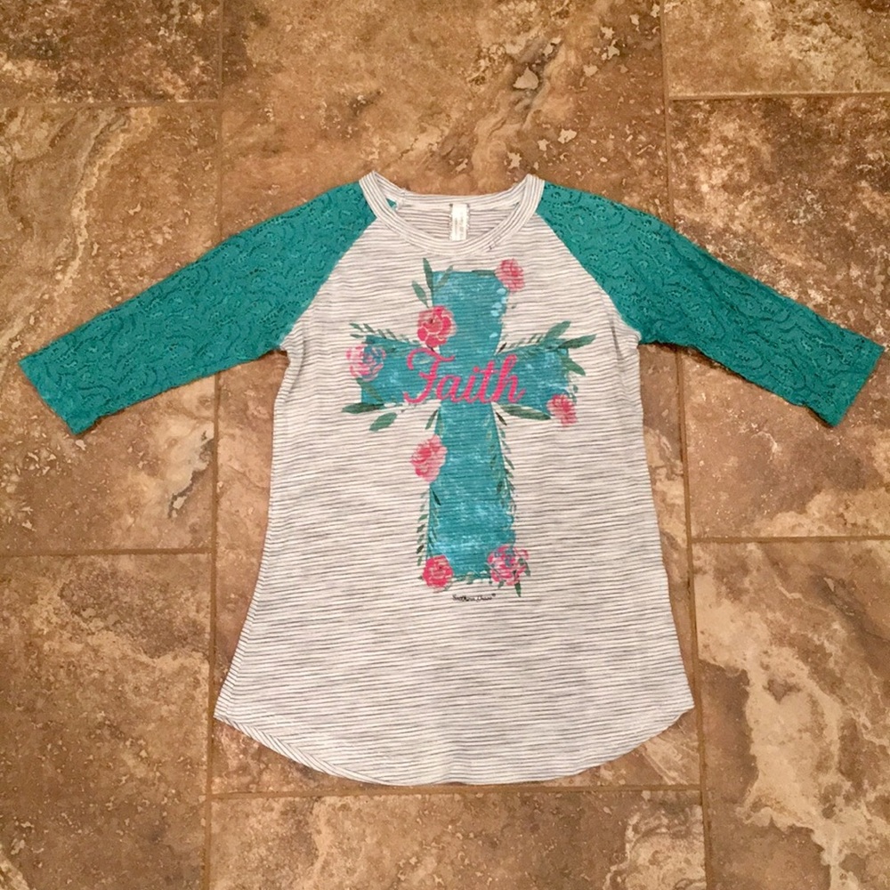 Southern Grace girl’s size 10-12 cross blouse